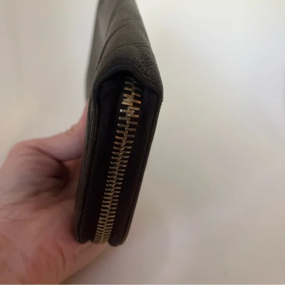 Bvlgari Vintage Classico Long Leather Zip Wallet - Picture 14 of 16
